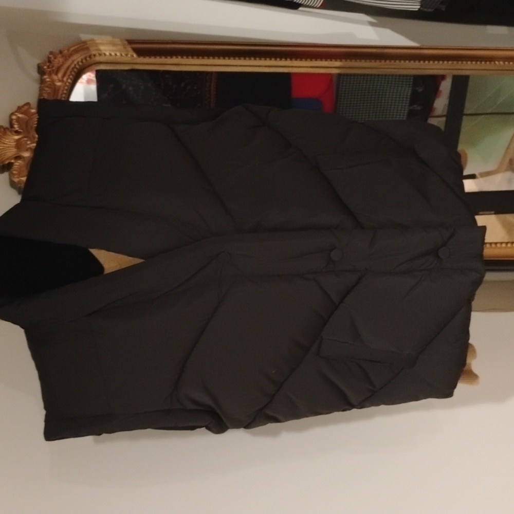 BLANKNYC Black Puffer Vest M